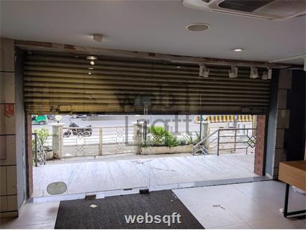 Retail showroom for Rent